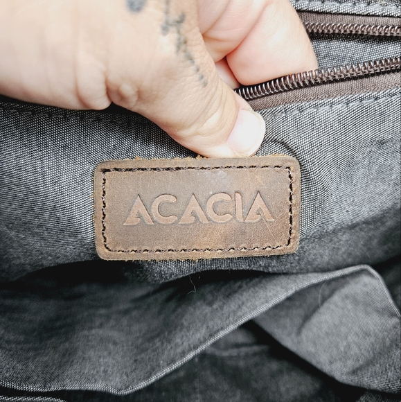 ACACIA | Revolve canvas & leather trim backpack bag - Picture 6 of 9